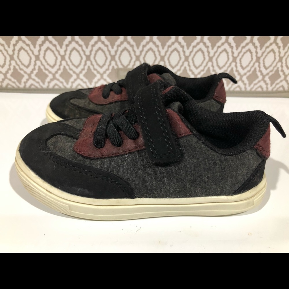 Carters Toddler Sneakers Size 7